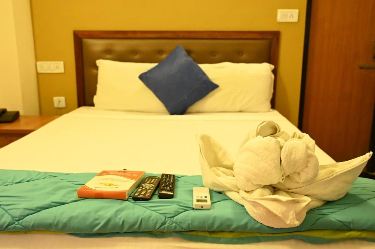 Blue Sea Hotel พอร์ตแบลร์ ภายนอก รูปภาพ